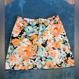 Croft & Barrow Floral Skirt (Skort) size 6